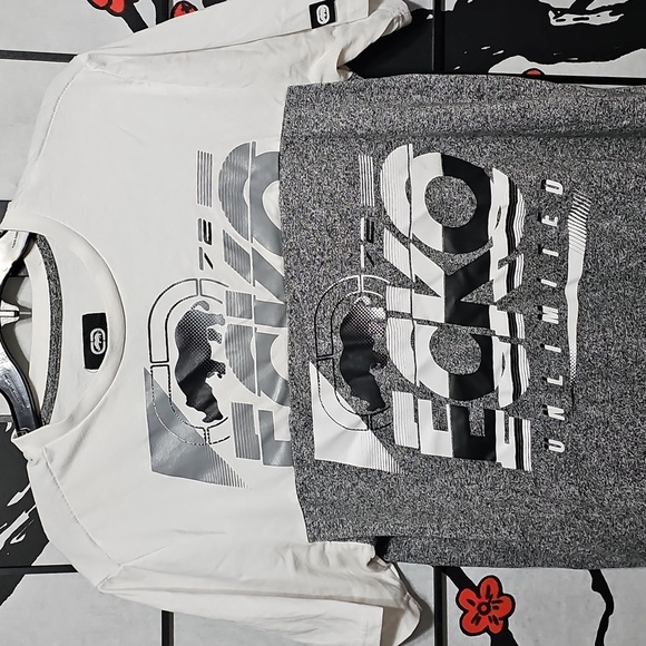 Ecko Unltd White and Gray Graphic T-Shirt Size Medium - Picture 2 of 7